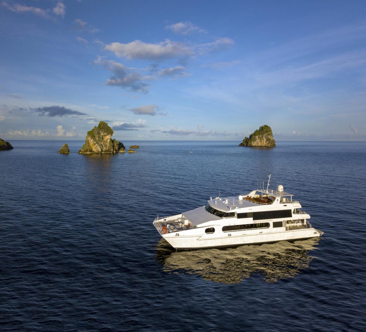 Solitude Adventurer · Indonesien