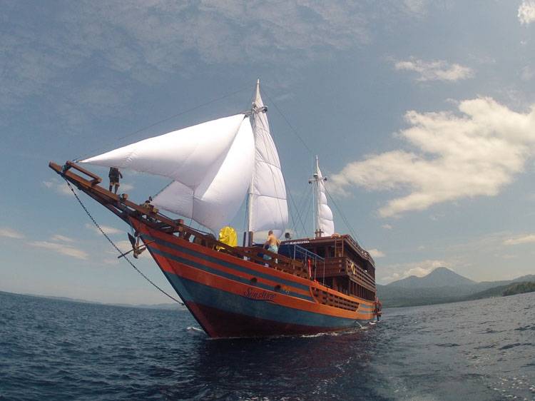 KLM Sunshine · Indonesien