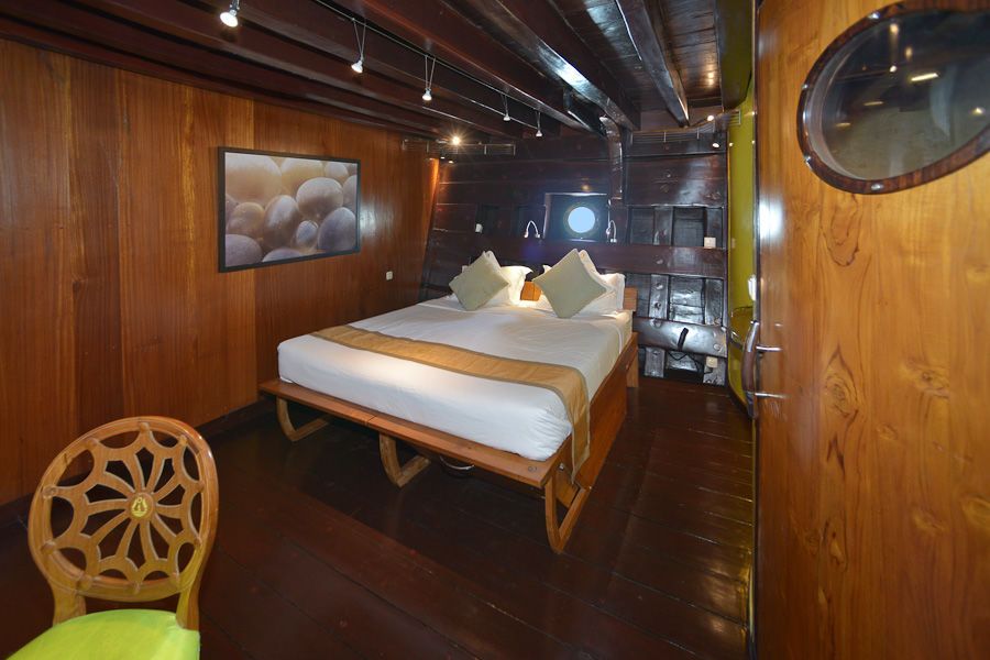 Dewi Nusantara – Kabine Deluxe Stateroom
