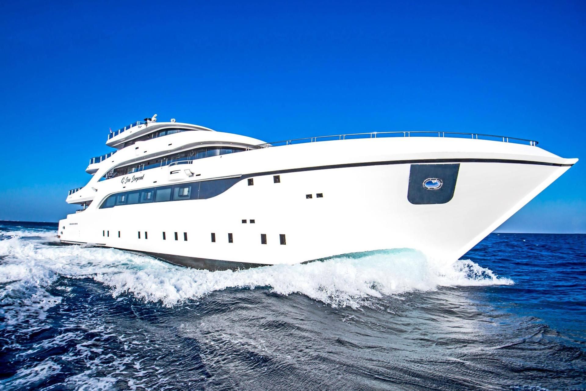Sea Serpent Glorious Miss Nouran