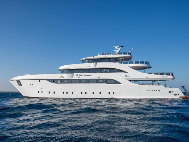 Sea Serpent Glorious Miss Nouran