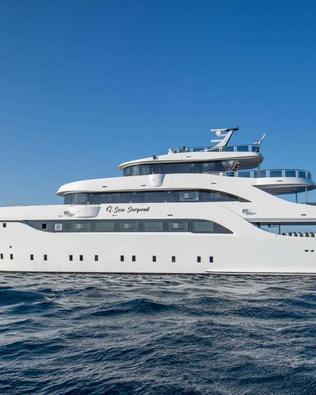 Sea Serpent Glorious Miss Nouran