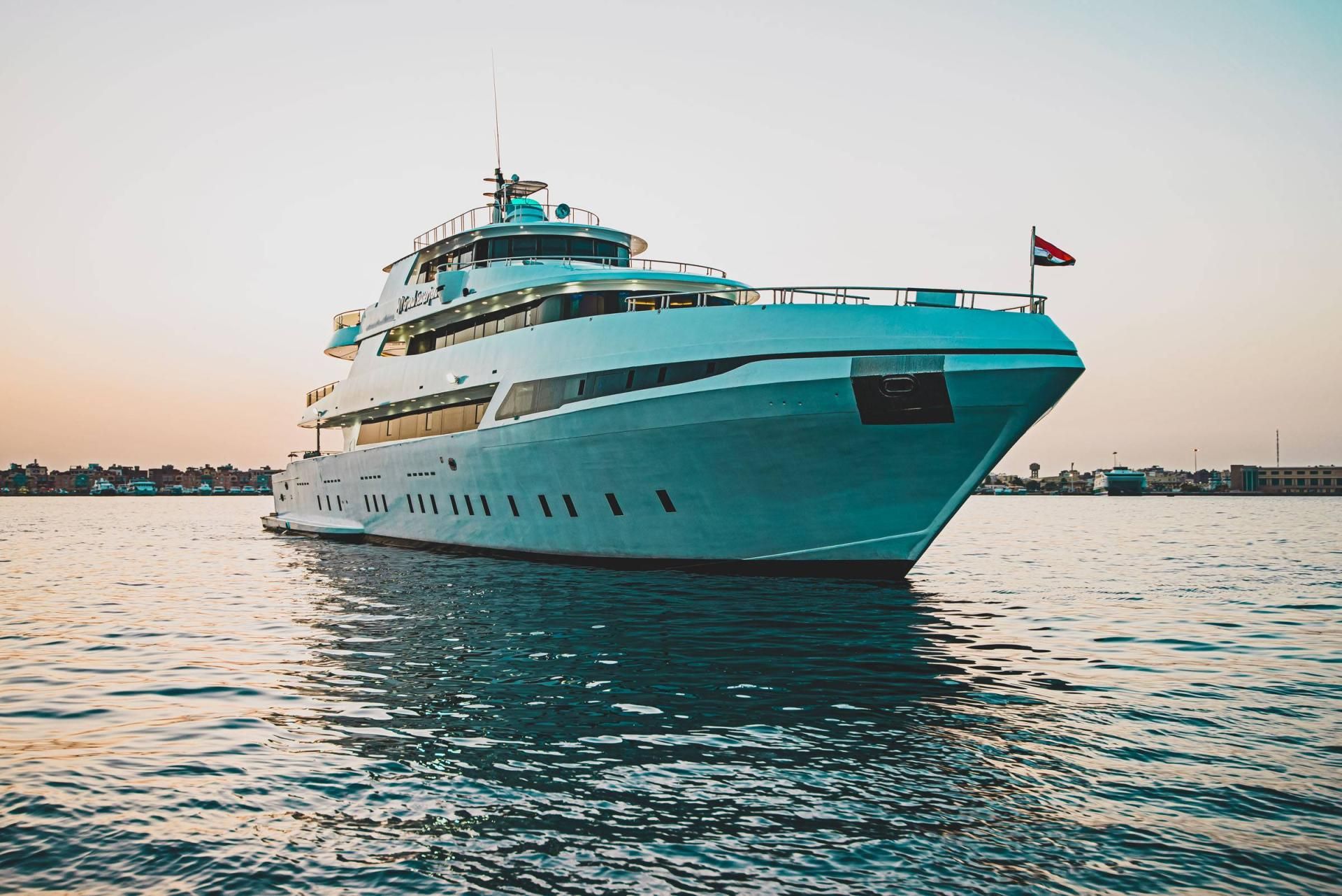 Sea Serpent Grand