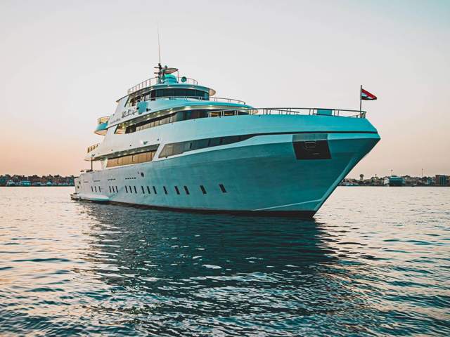 Sea Serpent Grand