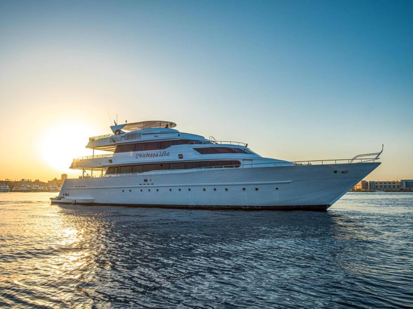Sea Serpent Contessa